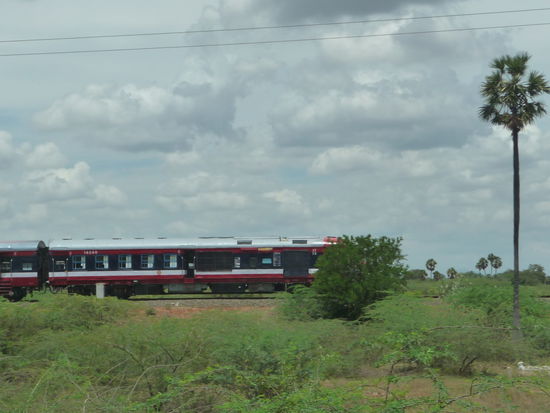 Zug kurz vor Chettinad