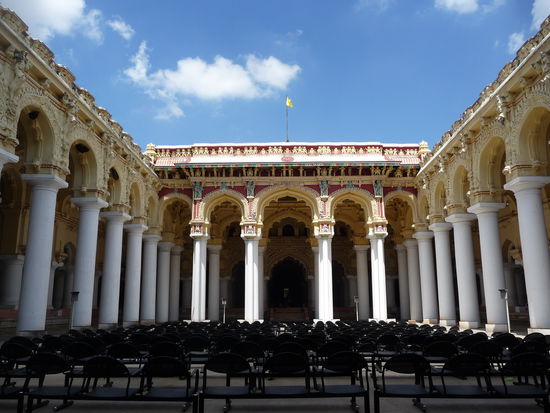 Der Innenhof Swargavilasa im Nayak Palast