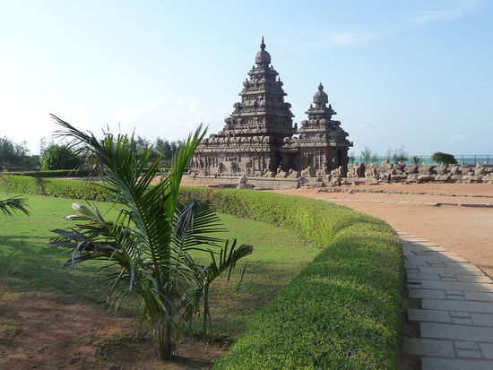 Der Strandtempel ( Shore Tempel ) von Mamallapuram einer der ältesten Steintempel in Südindien