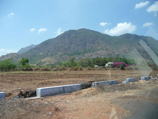 Die ersten Berge kurz vor dem Periyar Nationalpark