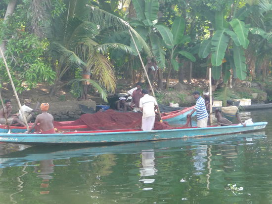 Fischer holen Ihr Netz ein