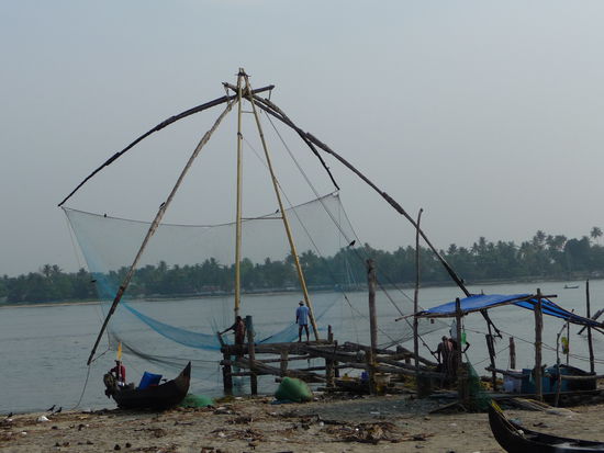 Die berühmten Chinesischen Fischernetze für die Cochin bekannt ist