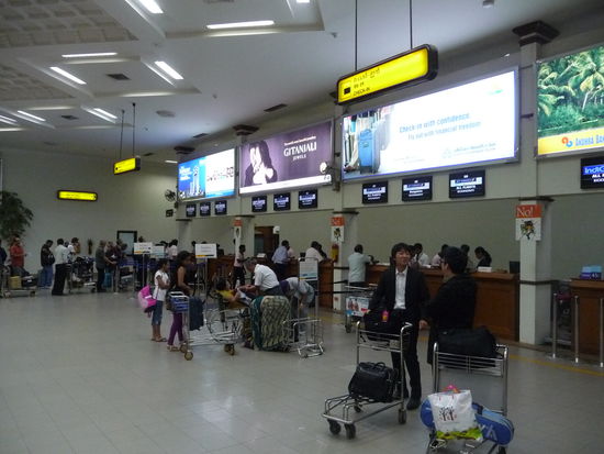 Check In Schalter Flughafen Cochin