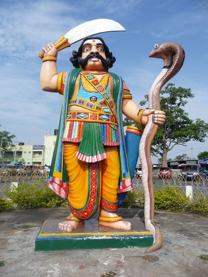 Die Mahishasura Statue auf dem Chamundi Hill in Mysore