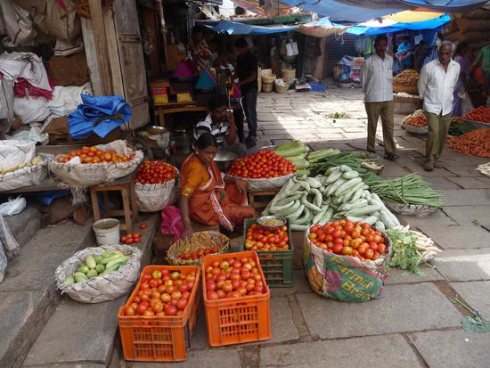 Tomaten im Devaraja Markt Mysore
