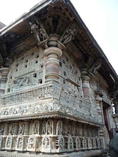 Auch hier wieder wunderschöne Reliefs