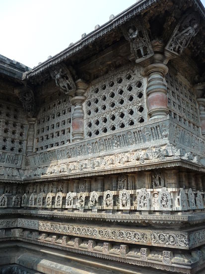 Auch hier wieder wunderschöne Reliefs