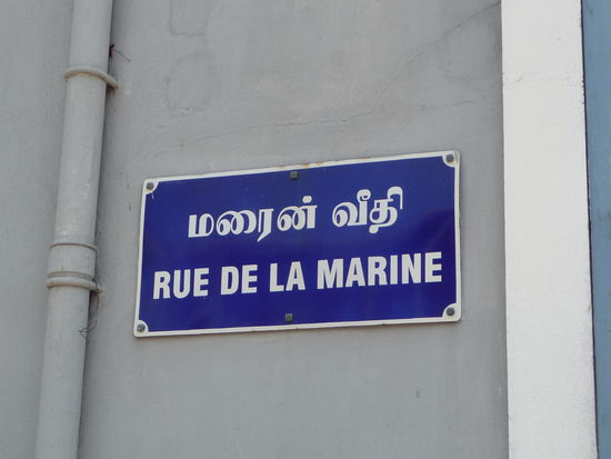 Straßenschilder mit französischen Namen