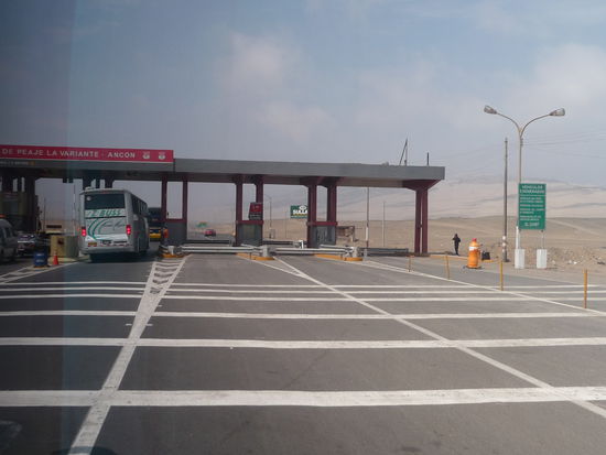 Eine von mehreren Mautstellen an der Panamerikana