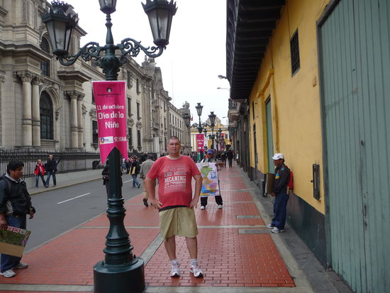 Ich in der Altstadt von Lima