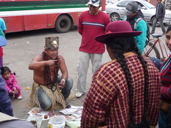 Nach einer Nacht in Nasca geht es wieder weiter Richtung Süden wobei wir wie hier zu sehen den ein oder anderen Stop machten
