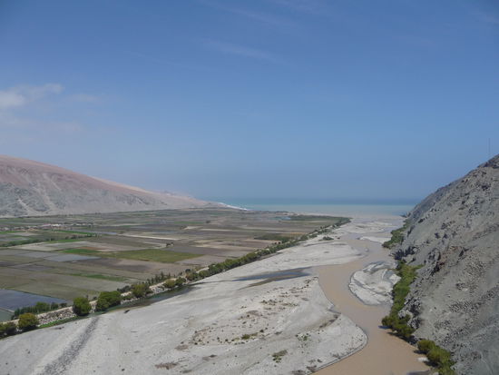 Eines von mehreren Flußtälern das wir währen unserer Fahrt durchquerten