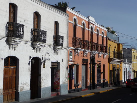 Schöne Kolonialgebäude in Arequipa
