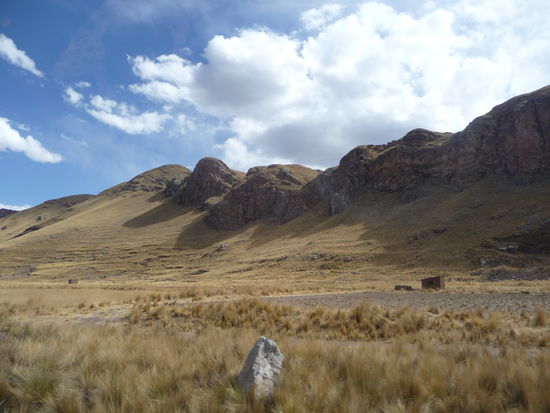 Landschaft entlang der Strecke Richtung Puno
