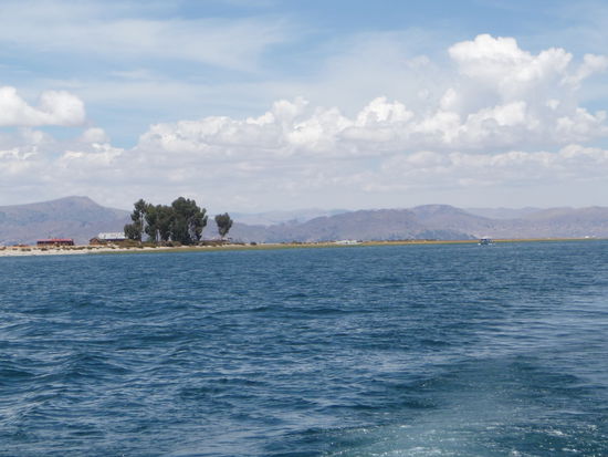 Fahrt über den Titicaca See