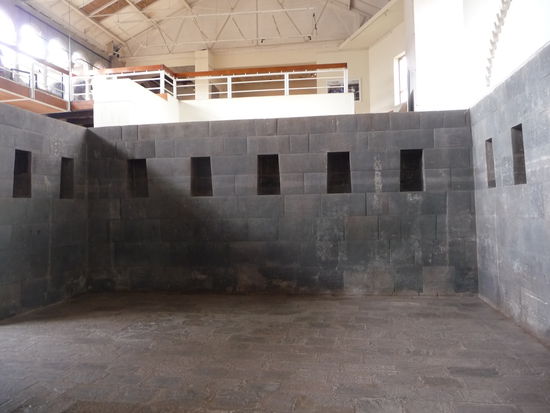 Reste des alten Inkatempels in der Santo Domingo Kirche