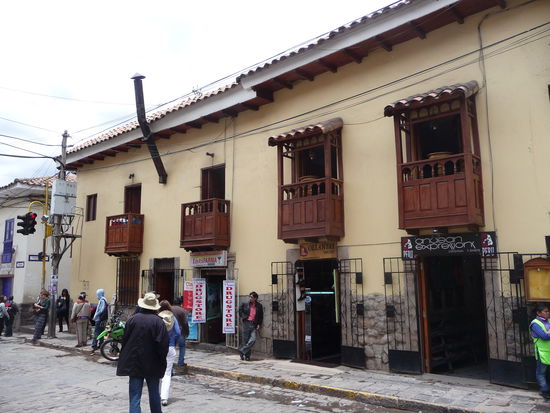 Überall schöne Kolonialhäuser mit Ihren typischen Balkonen