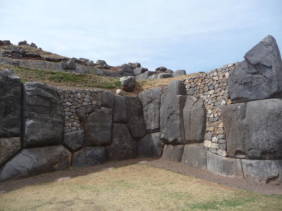 Festungs - Mauern in Saqsaywoman