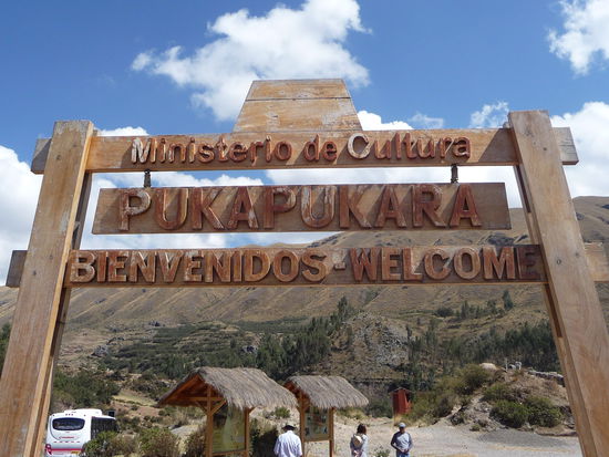 Pukapukara war ein Kontroll und Lagerposten und bestand aus Terassen,Türmen und Behausungen.