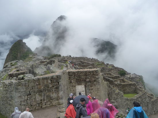 Es zieht Nebel auf und es fängt an zu regnen