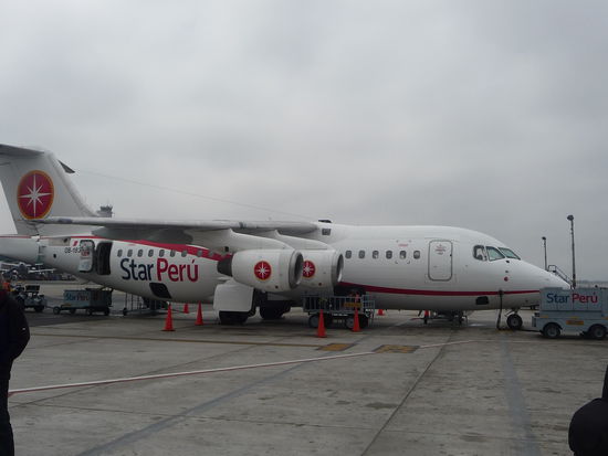 Landung einer BAe 146 - 200 der Star Peru in Lima