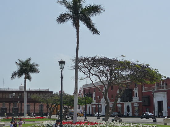 Der Zocalo von Trujillo