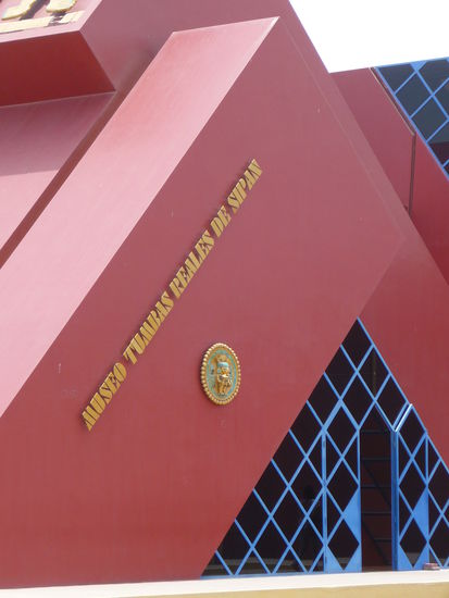 Museo Tumbas Reales de Sipan - Museum der Königsgräber von Sipan