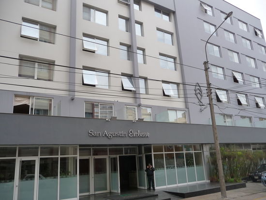 Am Anfang meiner Reise,nach meiner Rückkehr aus Nord Peru und am Ende meiner Reise habe ich mich in diesen Hotel in Lima aufgehalten.Gutes Frühstück,sauber und nettes Personal.