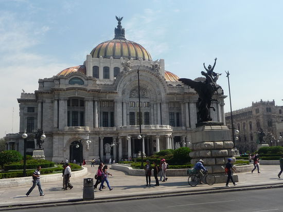 Der Palast der Künste immer wieder schön