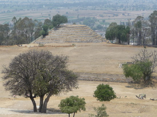 Blick auf die Spiralpyramide in Xochitecatl