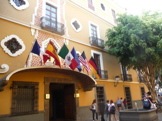 Eingang meines wunderschönen Kolonialhotels unweit des Zocalo von Puebla
