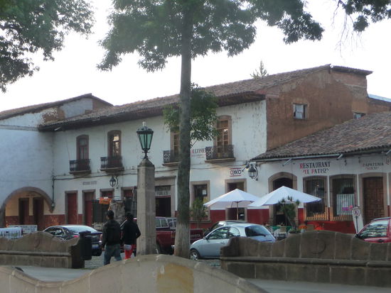 Hotel Posada San Rafael am Plaza Vasco de Quiroga in Patzcuaro Südseite