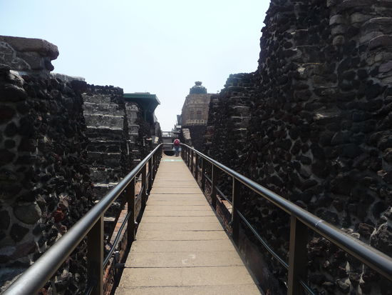 Steg durch das Gelände des Templo Mayor