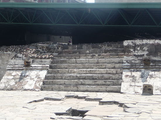 Eine weitere Tempeltreppe