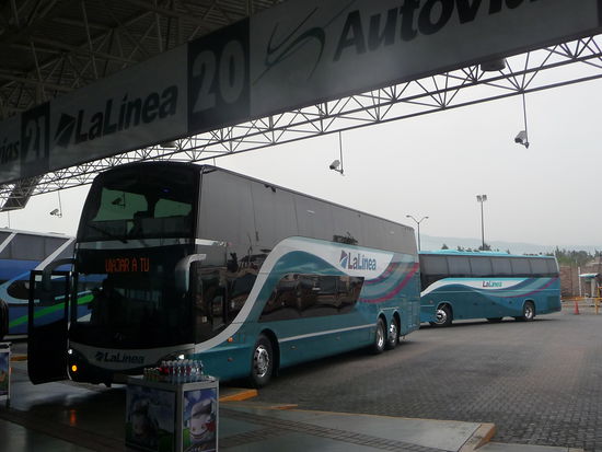 Bus der Line " La Linea " in Morelia