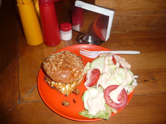 leckersten Burger die ich jemals gegessen habe !!   Preis 31 Pesos = 1,95 Euro Stand April 2013 !!