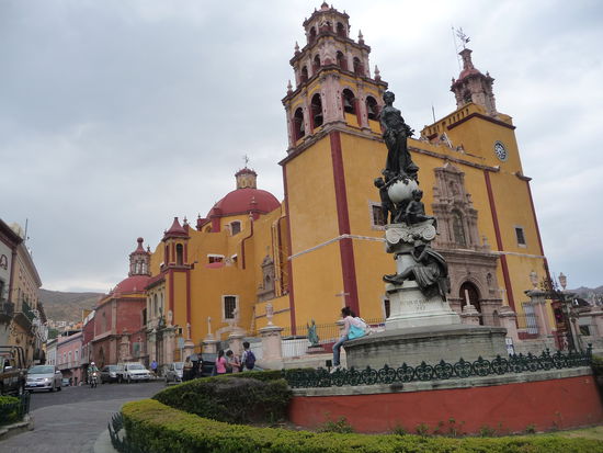 Die Barockkirche Basilika de Nuestra aus dem 17. Jh. ist eines der Wahrzeichen von Guanajuato