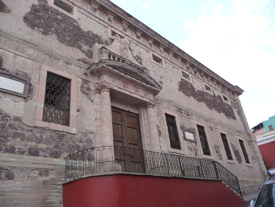 Alhondiga de Granaditas erbaut 1809 als Getreidespeicher , danach Festung und Gefängnis der Spanier und heute Museum und eines der wichtigsten Häuser der Stadt