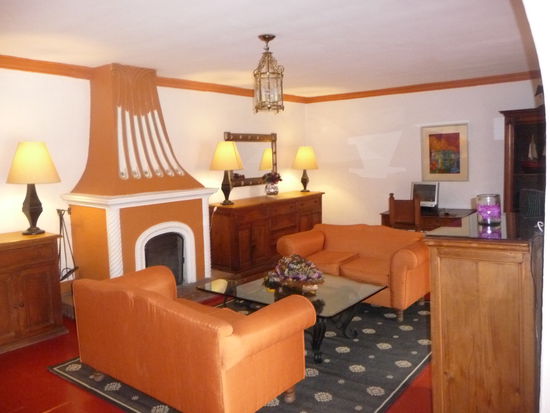 Sitzecke mit Internet