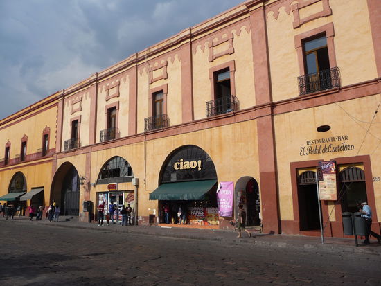 Kolonialhäuser am Plaza de la Constitucion