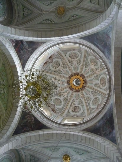 Blick auf die Kuppel der Kirche San Francisco