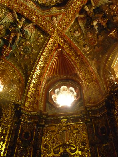 Ein weiterer wunderschön verzierter Raum im Kloster