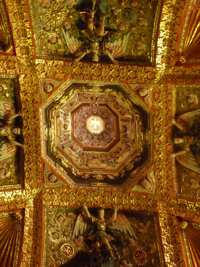 Ein weiterer wunderschön verzierter Raum im Kloster