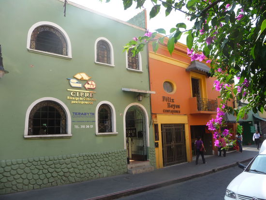 Einige der wenigen Kolonialhäuser in der Stadt