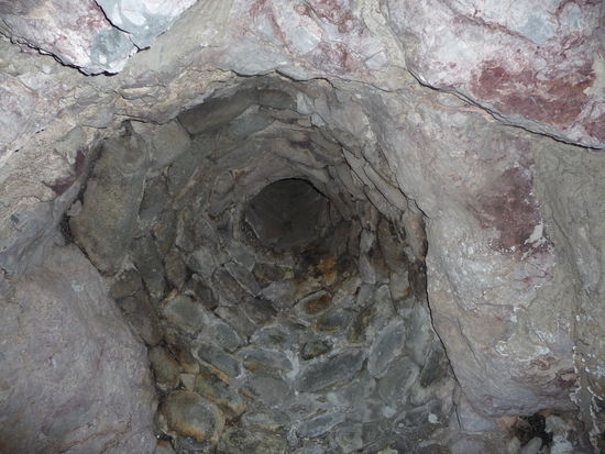 Beobachtungsschacht im Observatorium Xochicalco