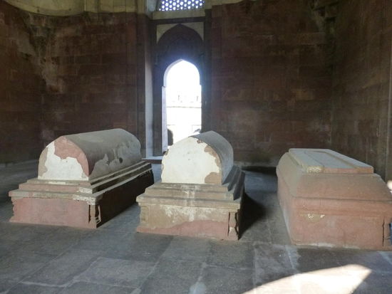 Das Mausoleum mit der Haupthalle