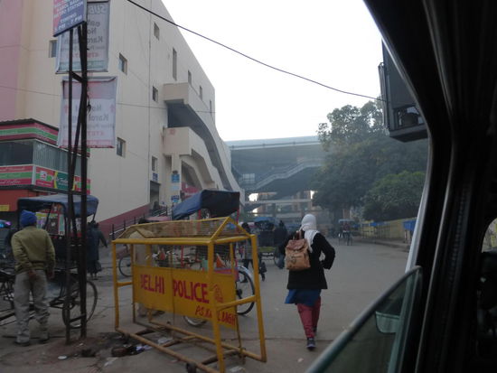 Rund um die Metro Station Karol Bagh in Delhi