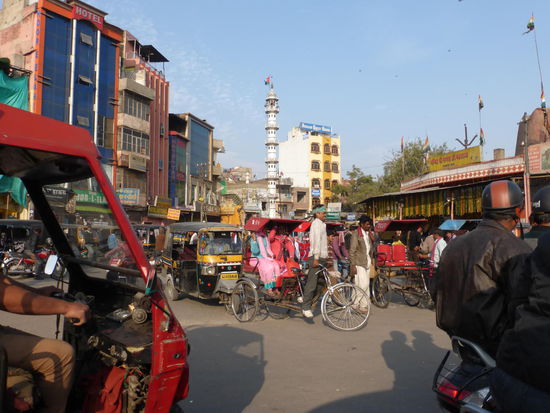 Minarett im Hintergrund