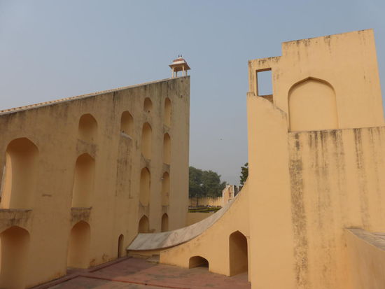 Die größte Sonnenuhr der Welt - Samrat Jantar in Jaipur