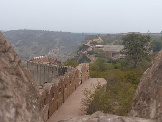 Mauern des Nahargarh Fort